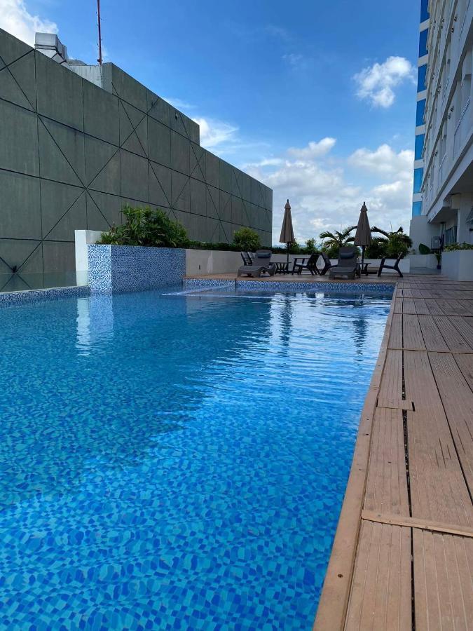 Inspiria Davao Aparthotel Bagian luar foto